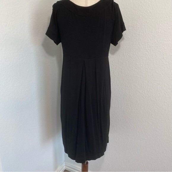 Love 21 Black Short Sleeve Scoop Neck Unique Detailing Pleats Sexy Comfy Size L - Picture 4 of 8